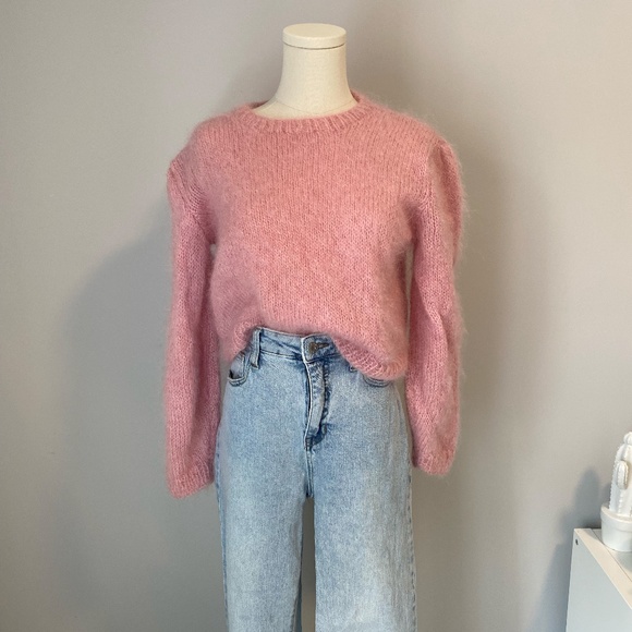Fuzzy Pink Sweater - Picture 4 of 7